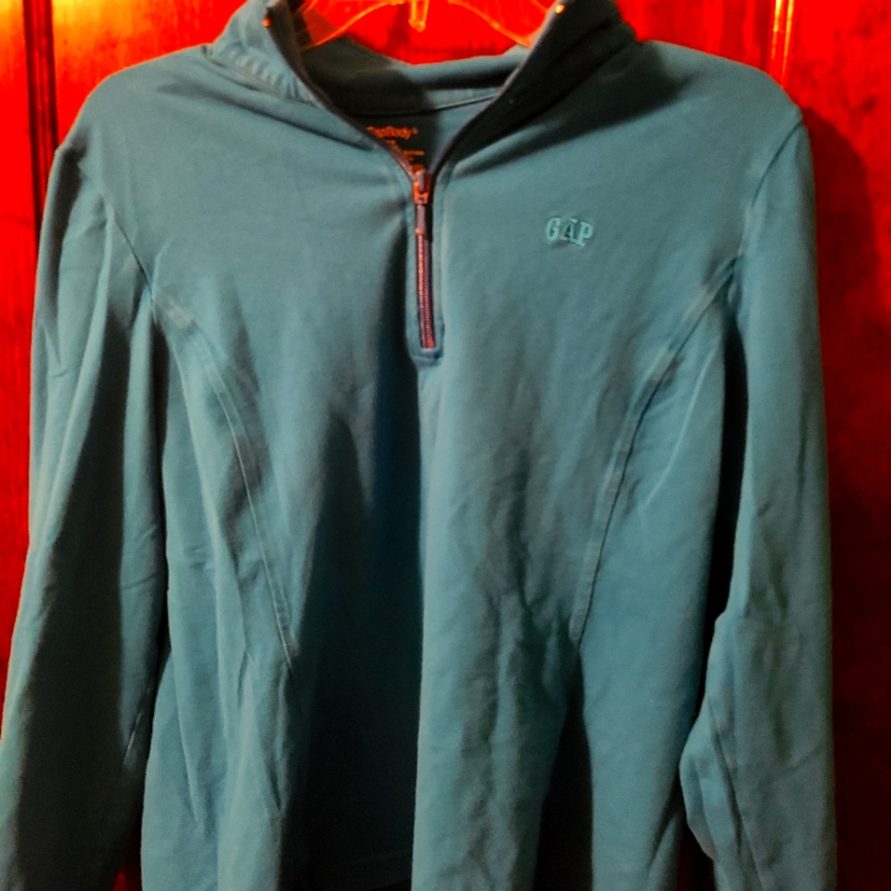 Gap 1/4 zip top